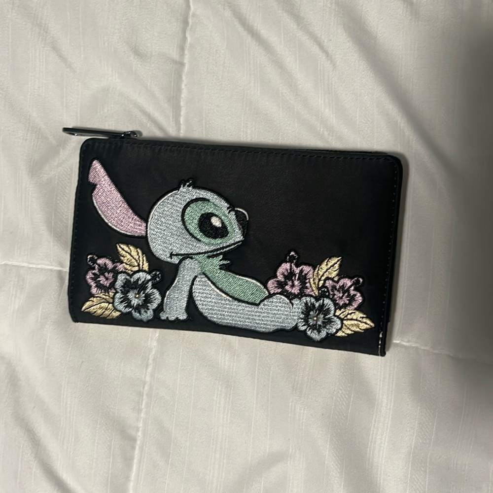 Loungefly Stitch Wallet